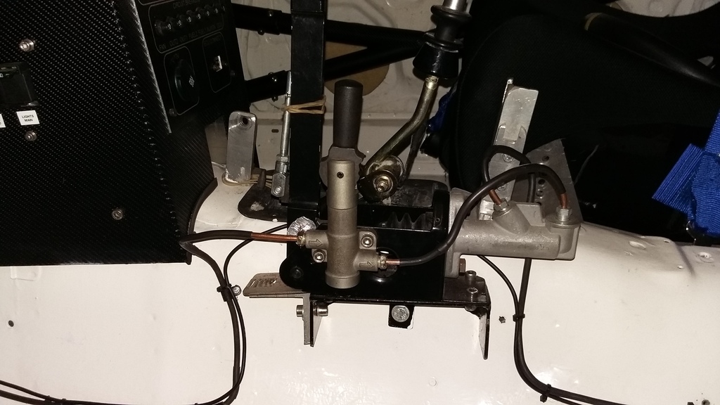 Name:  Bias%20valve%201_zps5plmfty1.jpg
Views: 0
Size:  209.8 KB