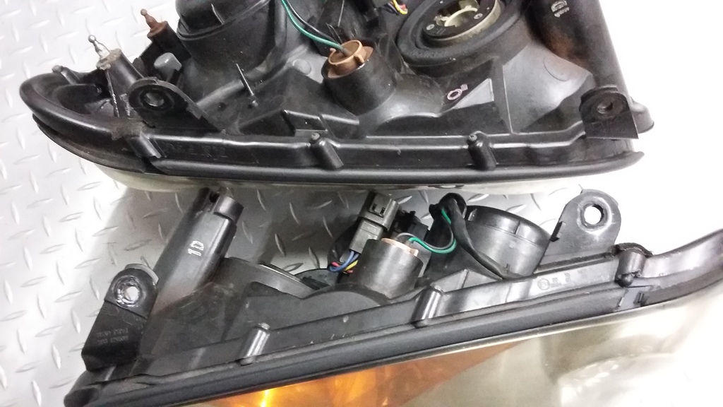 Name:  Headlights%205_zpsjiec4hka.jpg
Views: 0
Size:  218.0 KB