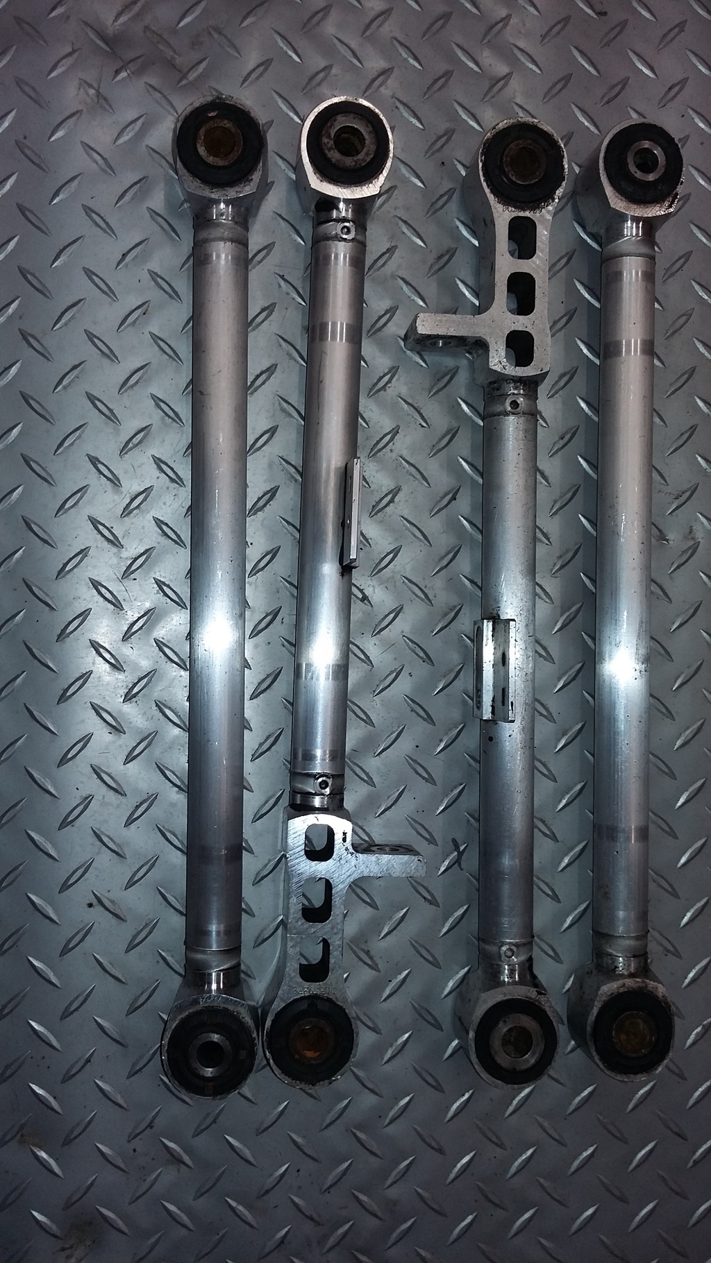 Name:  20160110_152048_zpslmsq4gqa.jpg
Views: 0
Size:  720.4 KB