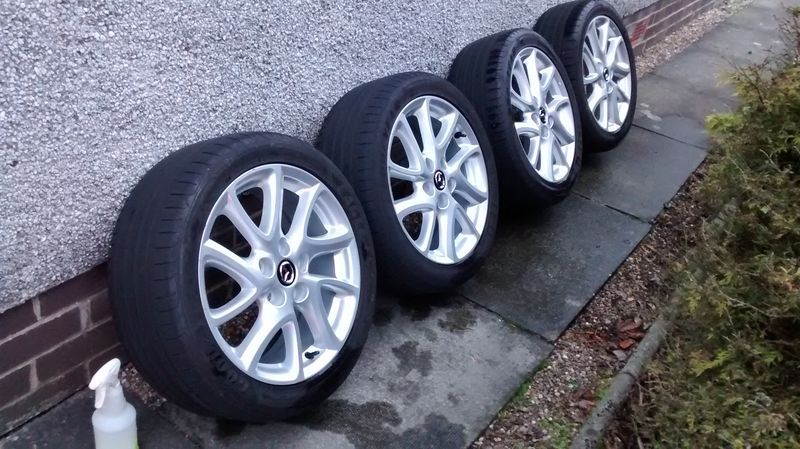 Name:  8%20Mazda%20summer%20wheels%20off_zps1n9supdi.jpg
Views: 0
Size:  129.7 KB