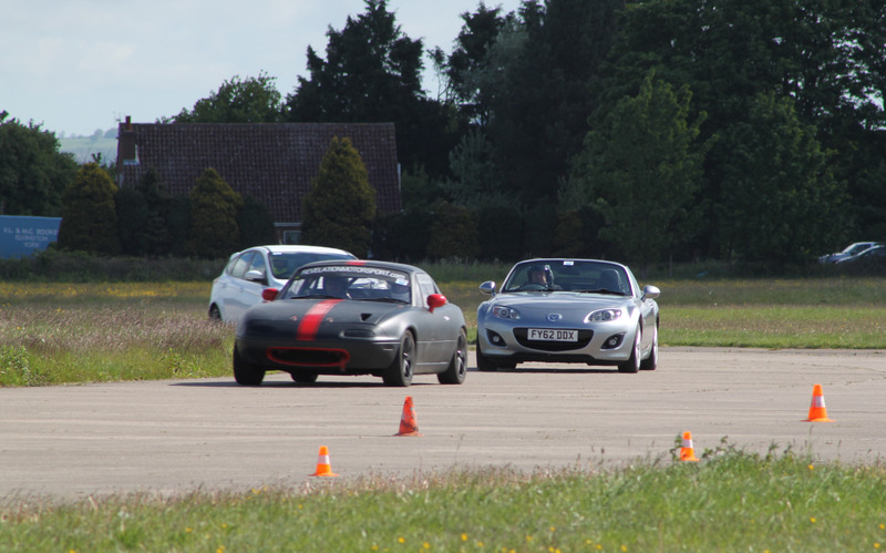 Name:  Mats%20Track%20Day%20095_zps6rqvkxtr.jpg
Views: 0
Size:  164.9 KB