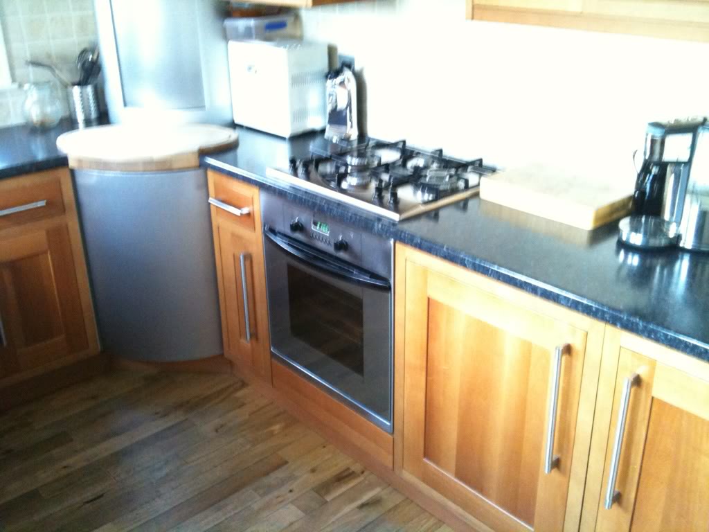 Name:  aef50930.jpg
Views: 0
Size:  87.4 KB