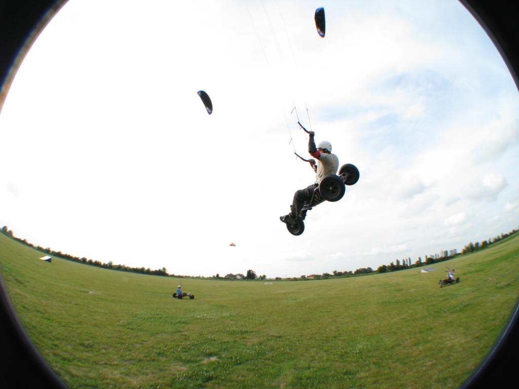 Name:  06June2009.jpg
Views: 0
Size:  59.7 KB