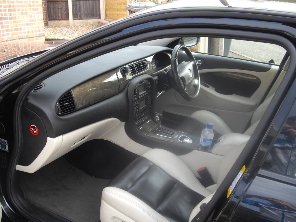 Name:  JaguarSTypeR012.jpg
Views: 0
Size:  170.5 KB
