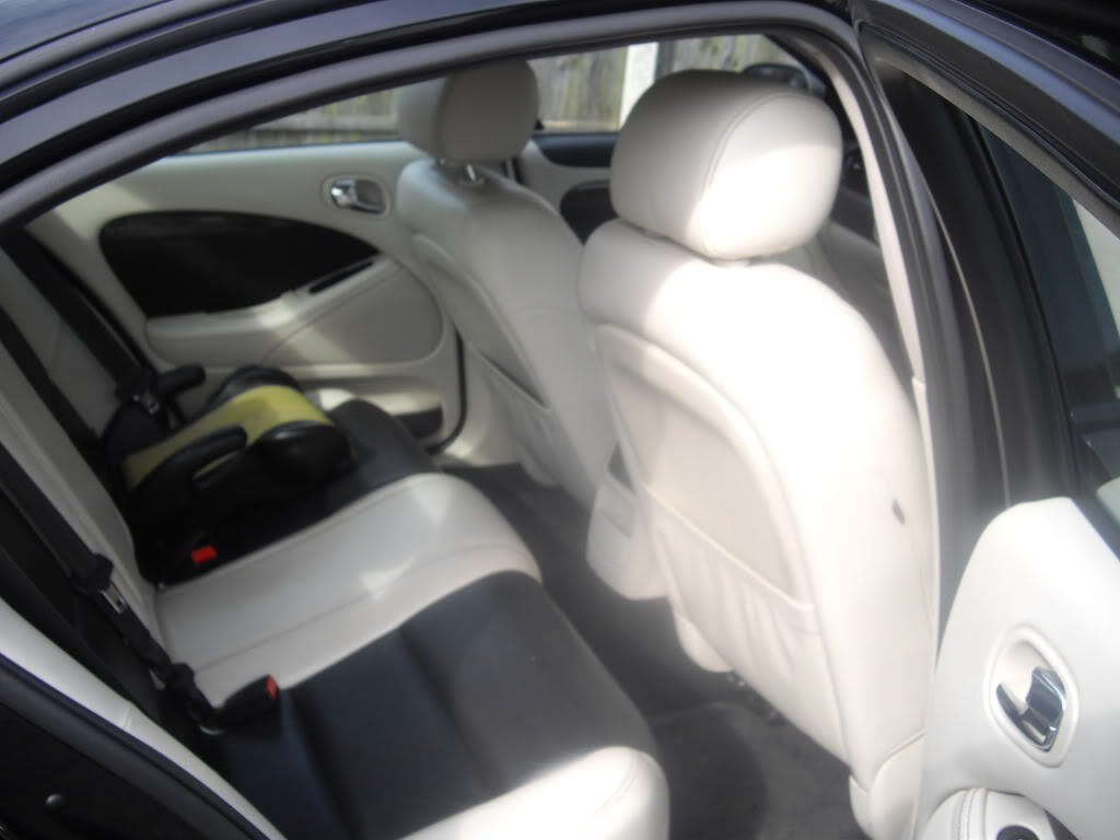 Name:  JaguarSTypeR013.jpg
Views: 0
Size:  112.9 KB