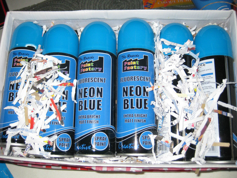 Name:  12NeonBlueCans_zps1db86829.jpg
Views: 0
Size:  189.7 KB