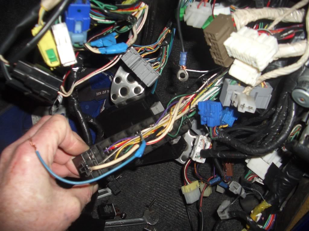 Name:  carwiring2.jpg
Views: 0
Size:  120.8 KB