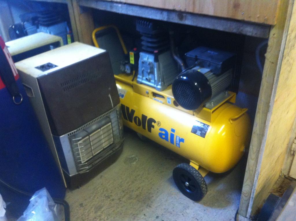 Name:  iphone16214111_zps40646edd.jpg
Views: 0
Size:  90.9 KB