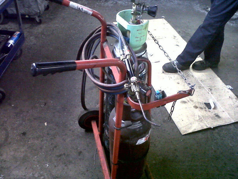 Name:  IMG01868-20120316-1641.jpg
Views: 0
Size:  121.3 KB