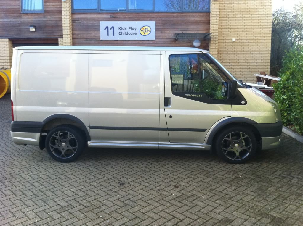 Name:  photo19.jpg
Views: 0
Size:  158.7 KB