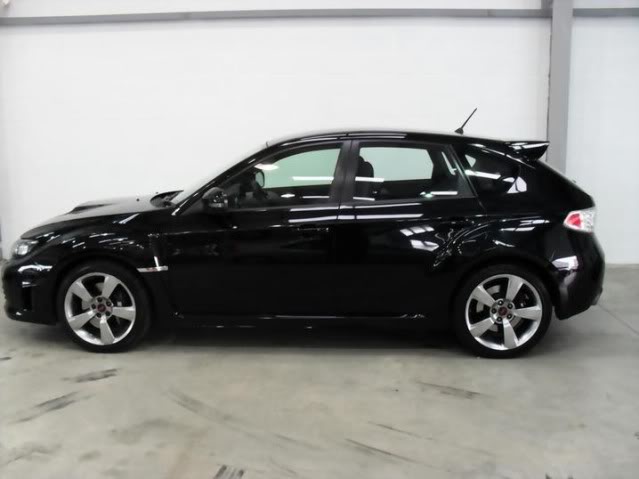 Name:  InternetExplorerWallpaper.jpg
Views: 0
Size:  30.2 KB