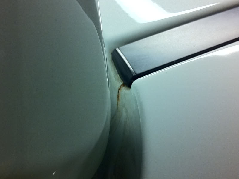 Name:  OSRoofSeamRear.jpg
Views: 0
Size:  33.0 KB