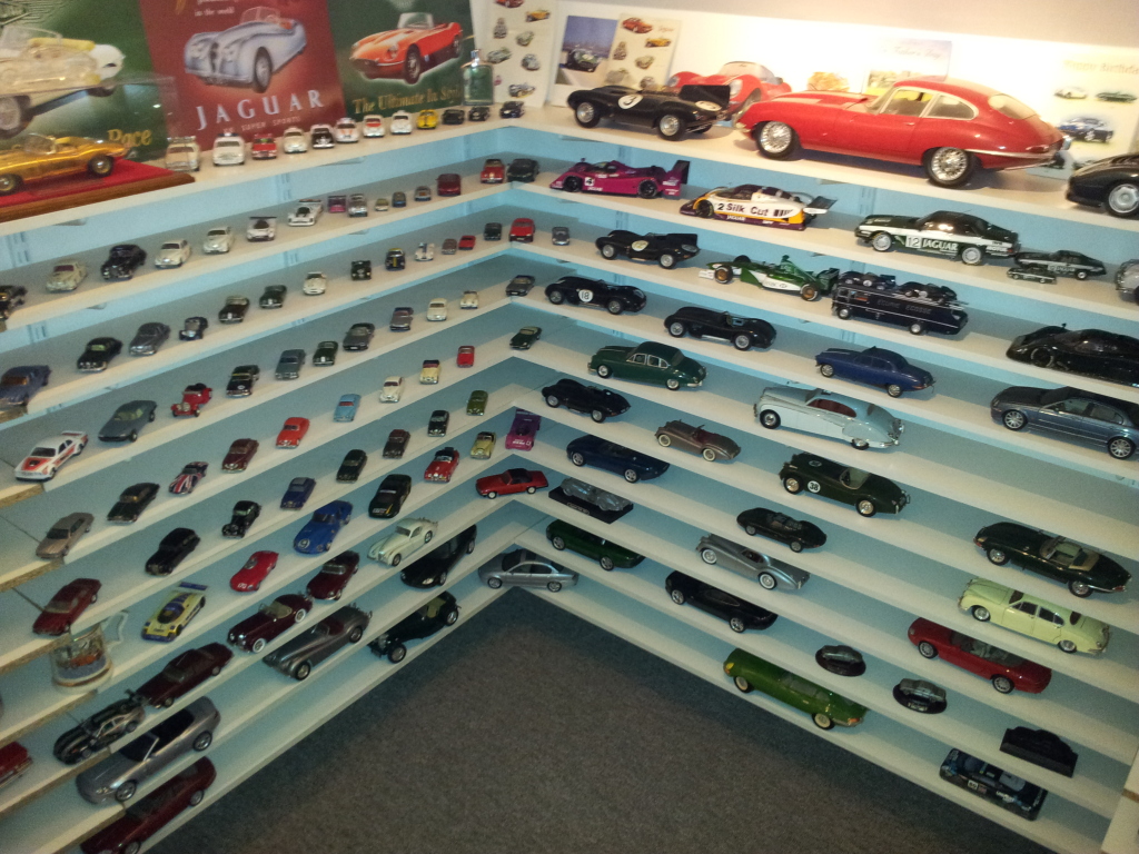 Name:  diecast4.jpg
Views: 0
Size:  536.4 KB