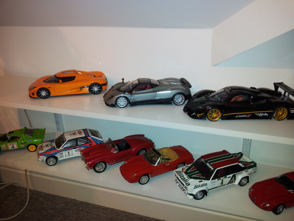 Name:  diecast34.jpg
Views: 0
Size:  379.3 KB
