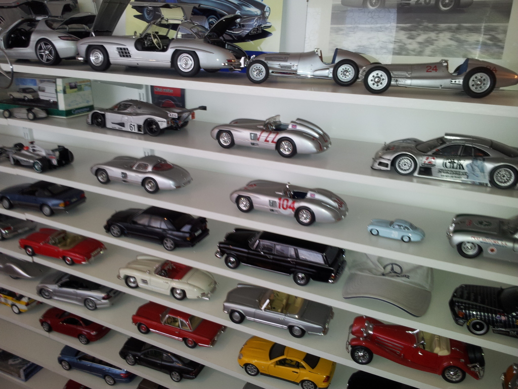 Name:  diecast23.jpg
Views: 0
Size:  463.5 KB